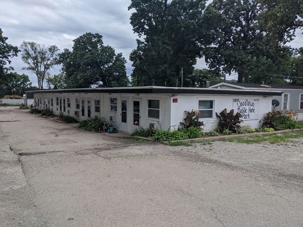 Woodlawn Mobile Home Park: 1501 W 4th St, Sterling, IL 61081